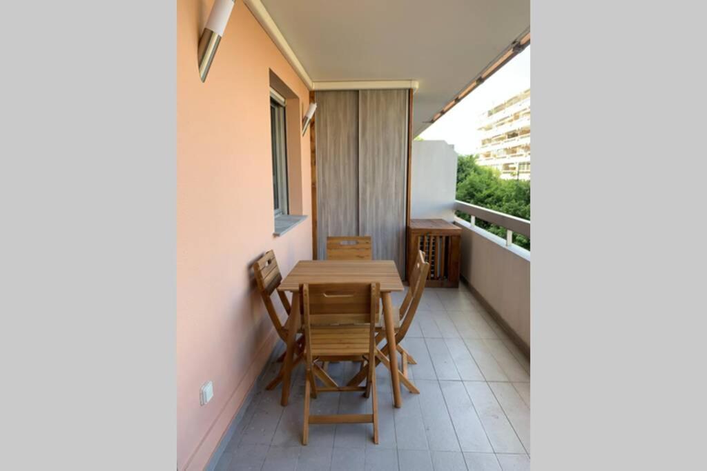Apartamento Juan Les Pins Joli T2 Parking Inclus! Antibes Exterior foto